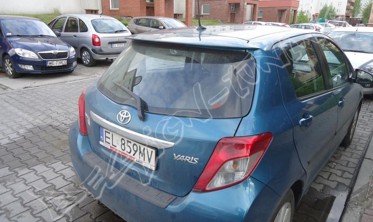 спойлер Toyota Yaris (2011-...) фото
