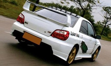 Накладка на задний бампер Subaru Impreza MK2 фото