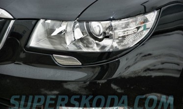 Накладки на фары (реснички) Skoda Superb II нижние фото
