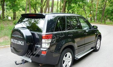 Спойлер багажника Suzuki Grand Vitara (2005-...) фото
