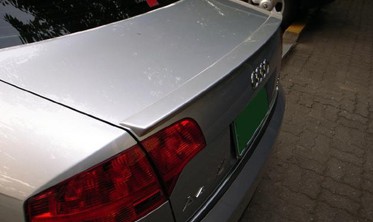 Спойлер кришки багажника Audi A4 B7 фото