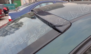 бленда на стекло BMW 3 E46 Sedan, с вырезом под стоп-сигнал фото
