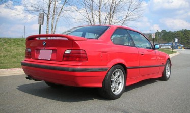 Спойлер на кришку багажника BMW E36 низький фото