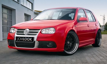 Бампер передній Golf 4 у стилі Golf 5 R32 з хром решіткою фото