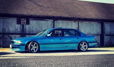 Накладка переднього бампера BMW E38 стиль Alpina фото