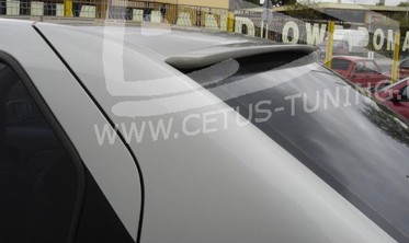 бленда заднього скла Dacia Logan фото
