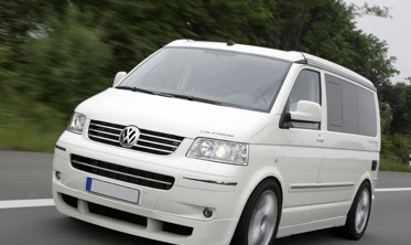 Тюнинговые накладки на пороги VW T5 (короткая база) фото