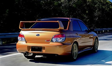 Спойлер крышки багажника Subaru Impreza mk2 STI WRX фото