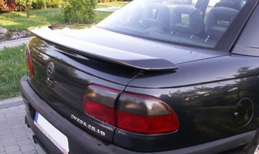 Спойлер багажника на ніжках Opel Omega B/C седан фото