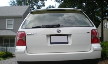 Спойлер козырек крышки багажника VW Passat B5 combi фото