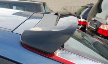 Спойлер кришки багажника Ford Focus mk2 хетчбек фото