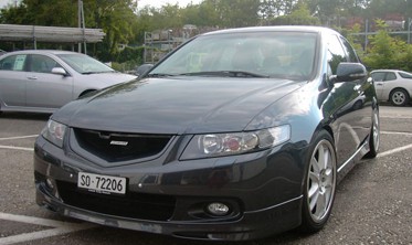 Накладки на пороги Honda Accord VII в стиле Type-R фото