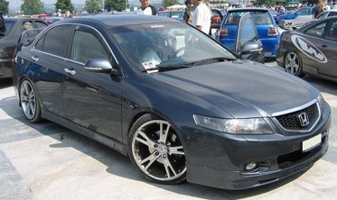 Дифузор переднього бампера Honda Accord VII у стилі Type-R фото