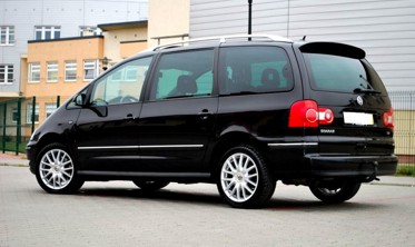 Спойлер крышки багажника VW Sharan / Galaxy / Alhambra рестайлинг фото