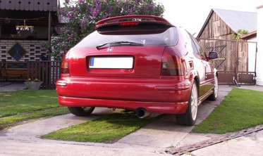 Тюнинговая накладка на задний бампер Honda Civic (1995-2001) фото
