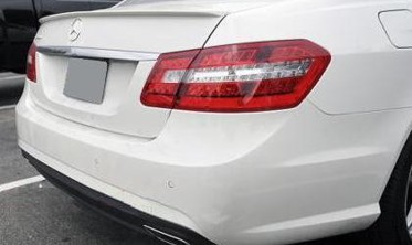 Спойлер кришки багажника Mercedes W212 фото