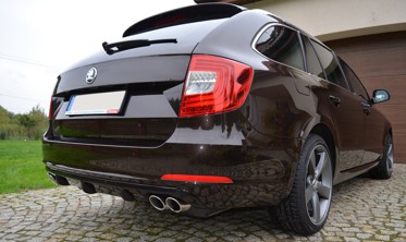 Дифузор задній Skoda Superb II під дві вихлопні фото