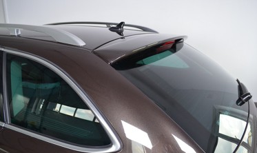 Спойлер задней двери Skoda Superb II Combi фото