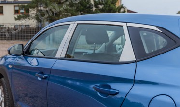 накладки навколо вікон Hyundai Tucson фото