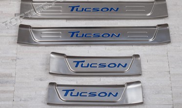 накладки на пороги з нержавіючої сталі Hyundai Tucson фото
