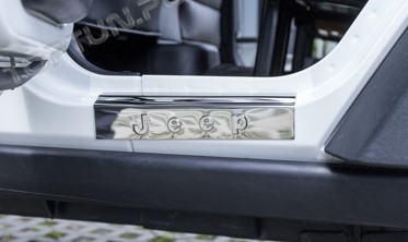 накладки на пороги із нержавіючої сталі Jeep Wrangler JK фото