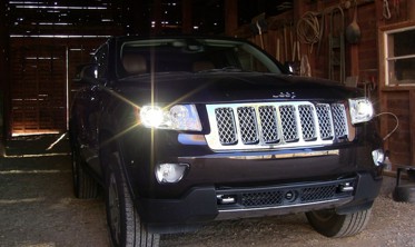 Тюнінгова решітка радіатора Jeep Grand Cherokee WK2 (дост.) фото