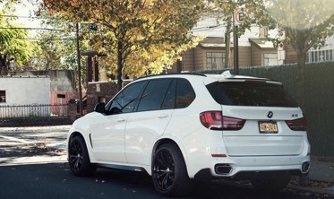 Спойлер кришки багажника BMW X5 F15 стиль M-performance фото