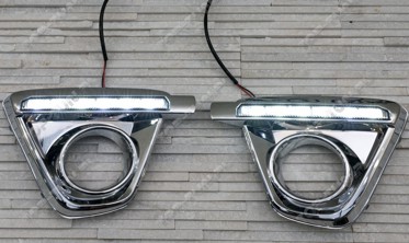 рамки противотуманок передних с LED огнями Mazda CX-5 фото