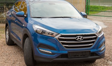 Хром накладка на капот Hyundai Tucson фото
