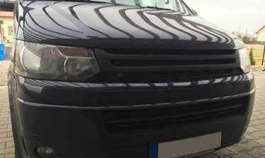Решітка радіатора без логотипу VW T5 рестайлінг фото