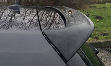 Спойлер на кришку багажника Volkswagen Golf 7 у стилі Votex фото