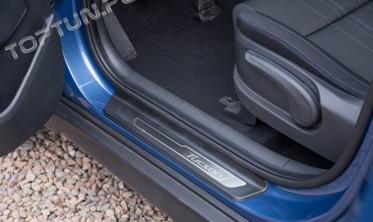накладки на пороги из нержавеющей стали Hyundai Tucson фото