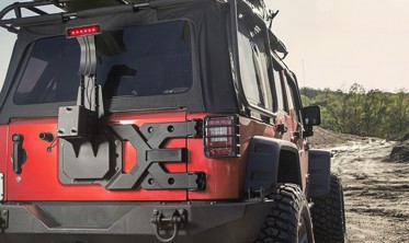 Додатковий стоп сигнал на запаску Jeep Wrangler JK фото