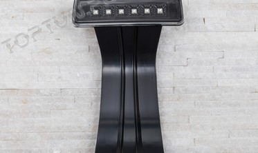 Додатковий стоп сигнал на запаску Jeep Wrangler JK фото