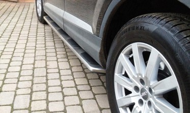 пороги (подножки боковые) Audi Q7 II (под оригинал) фото