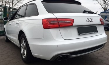 Диффузор заднего бампера Audi A6 C7 в стиле S-line с одним вырезом фото