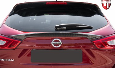 накладка на крышку багажника Nissan Qashqai (carbon) фото