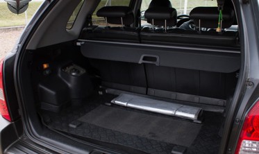шторка-полка багажника Hyundai Tucson  фото