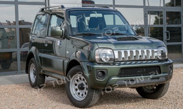 Решетка радиатора Suzuki Jimny (хром) фото