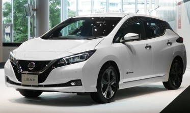 Захисна накладка на бампер Nissan Leaf II Hatchback фото