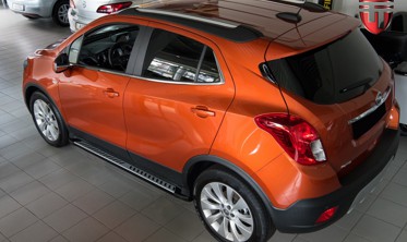 Пороги (подножки боковые) Opel Mokka X фото