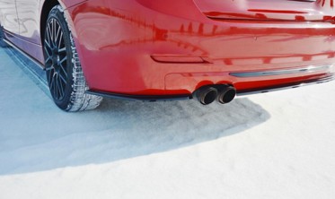 Бічні дифузори заднього бампера BMW 3 F30 фото