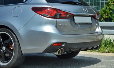 Центральний дифузор заднього бампера Mazda 6 GJ Mk3 універсал фото