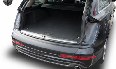 захисна накладка заднього бампера Audi Q7 (пластик) фото