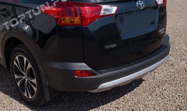 захисна накладка на багажник Toyota RAV4 фото