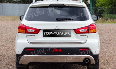 декоративная накладка на крышку багажника Mitsubishi ASX (нижняя) фото