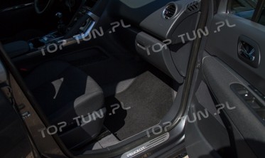 накладки на пороги Peugeot 3008 с LED подсветкой фото