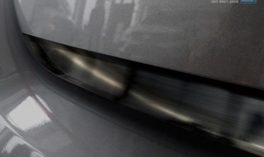 Защитная накладка на крышку багажника Nissan Leaf II Hatchback (черная) фото
