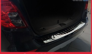 Защитная накладка на бампер Opel Mokka X FL (глянцевая) фото