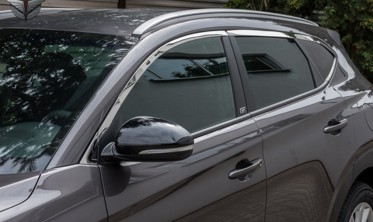 молдинги вокруг окон Hyundai Tucson фото